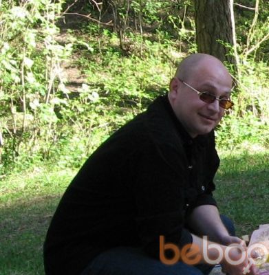  ,   Vit, 49 ,  