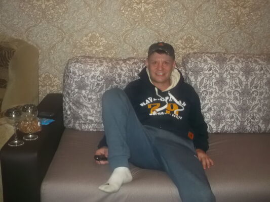  ,   Stas, 47 ,   