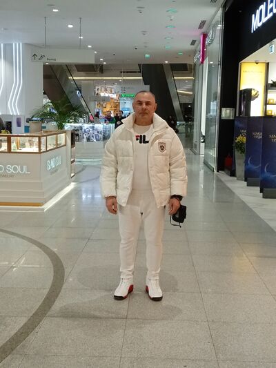  ,   Badri, 47 ,   ,   , c 