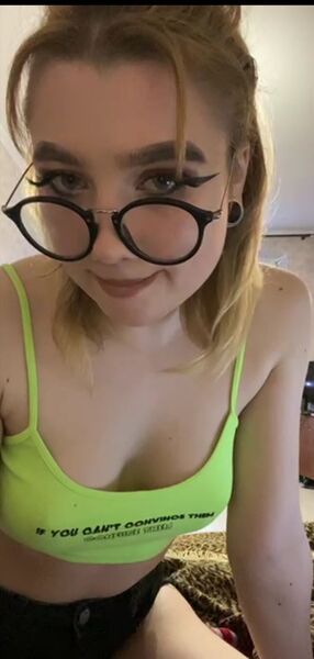  -,   Vika, 29 ,   ,   
