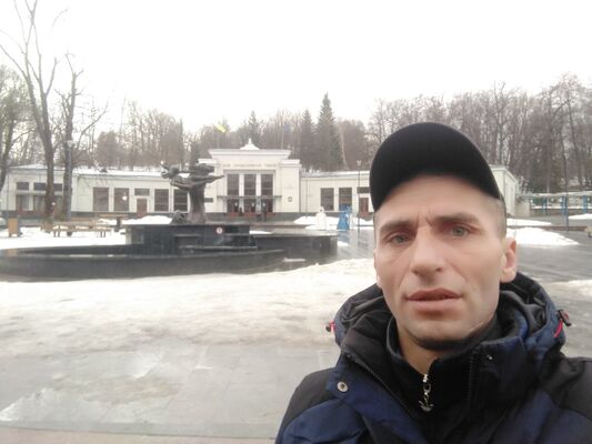  ,   Ilya, 38 ,   ,   