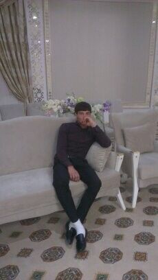  ,   Jonhy, 32 ,   