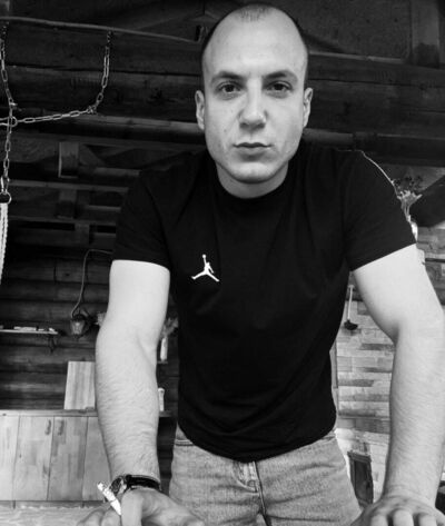  ,   Maxim, 34 ,   ,   