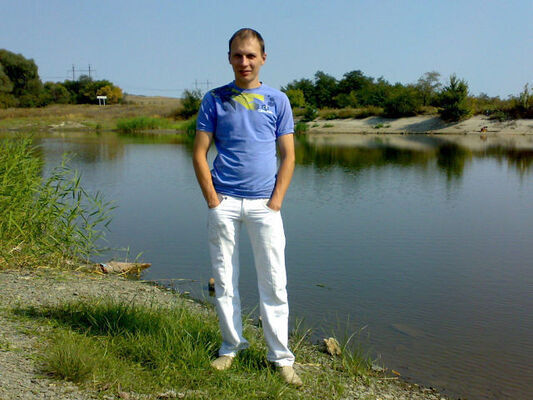  ,   Artem, 42 ,  