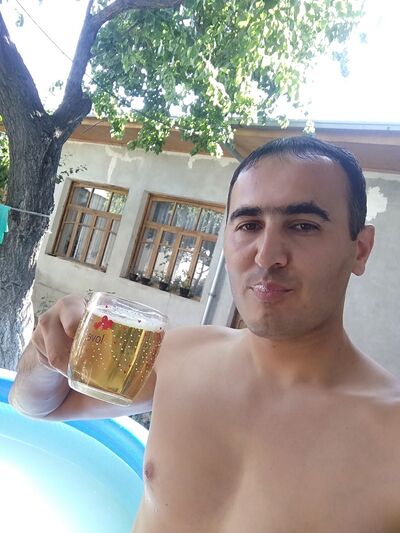  ,   Farhob, 42 ,   ,   , c 