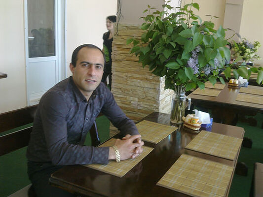  ,   Vahag, 45 ,   