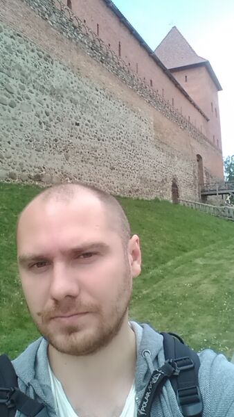  ,   Maxim, 36 ,   ,   , c 