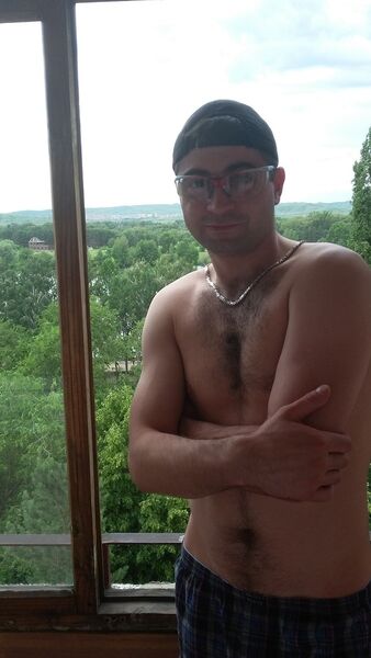  -,   Alex, 37 ,   