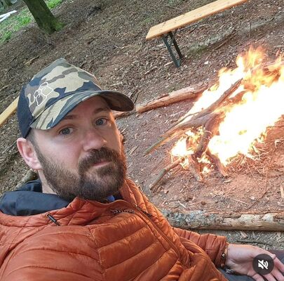  ,   Owen ben, 51 ,   ,   