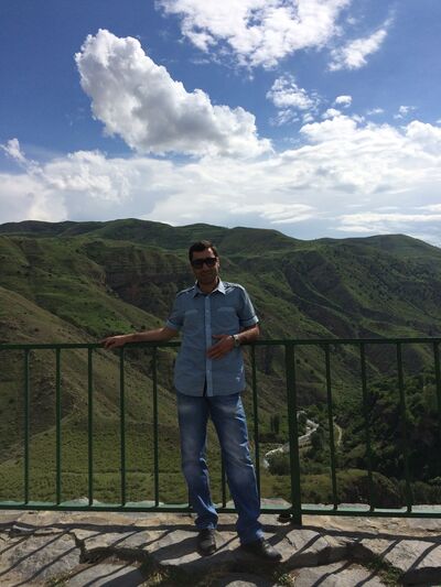 ,   Hayk, 35 ,     , c 