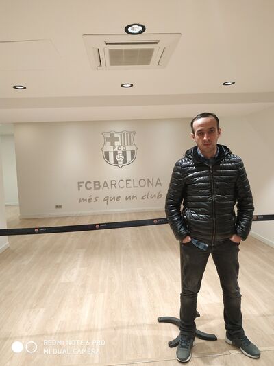  ,   David, 42 ,     , c 