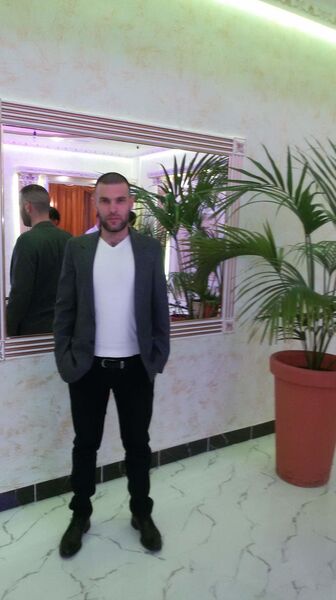  ,   Akmal, 42 ,   ,   