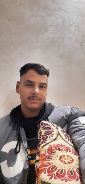  ,   Issa, 23 ,   ,   , c 