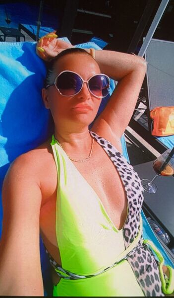  North Hollywood,   Julia, 44 ,   ,   
