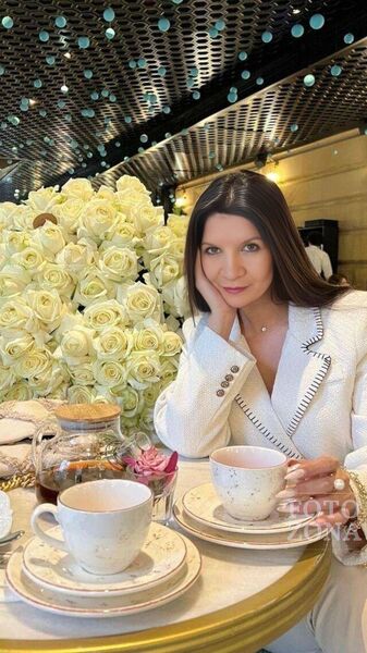  ,   Marina, 46 ,   c 