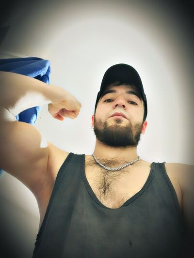  ,   Amir, 31 ,   ,   