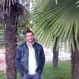  ,   Halk, 43 ,   , 