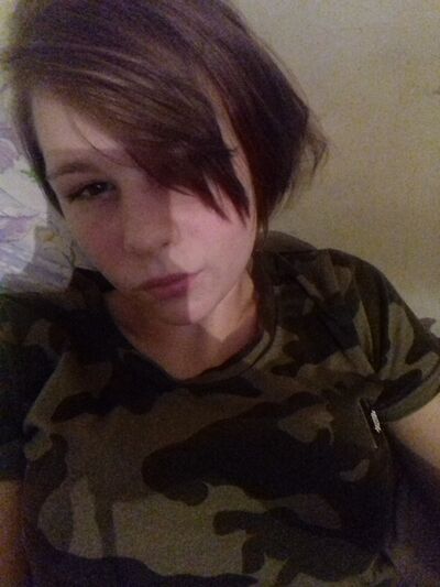  ,   Anna, 25 ,   ,   , c , 