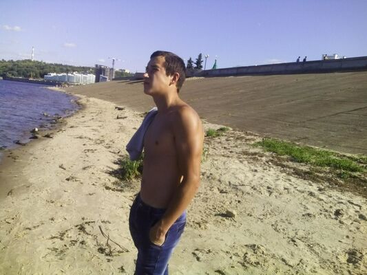  ,   Stasik, 26 ,   