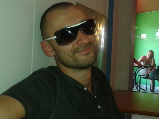  ,   OLEG, 40 ,  