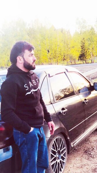  ,   MANUCHEHR, 28 ,   ,   