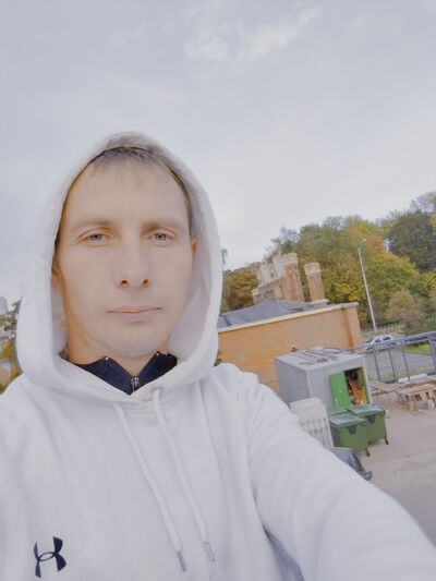  ,   Yury, 37 ,     , c 