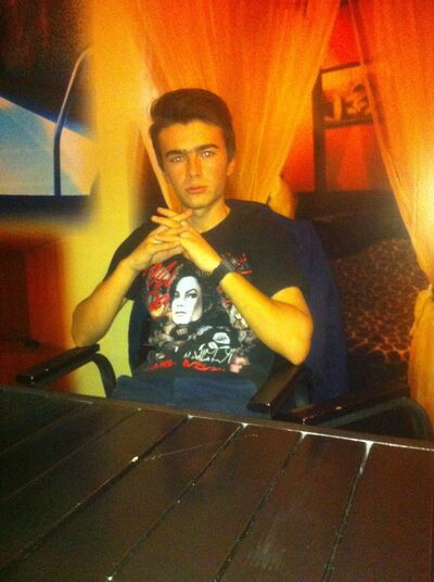  --,   Dimon, 26 ,   