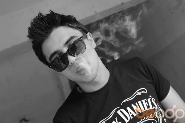  ,   Eko, 30 ,   