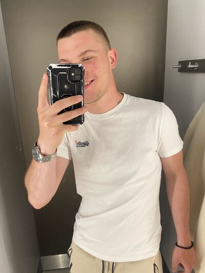  Podgorica,   Stefan, 21 ,   ,   