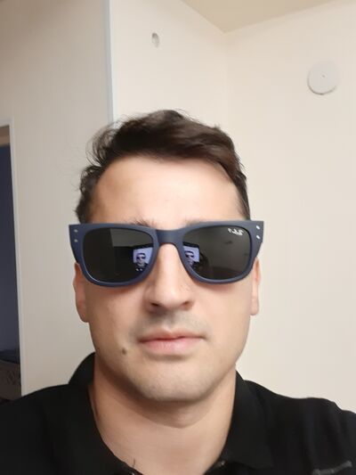  ,   Artem, 39 ,   ,   , 
