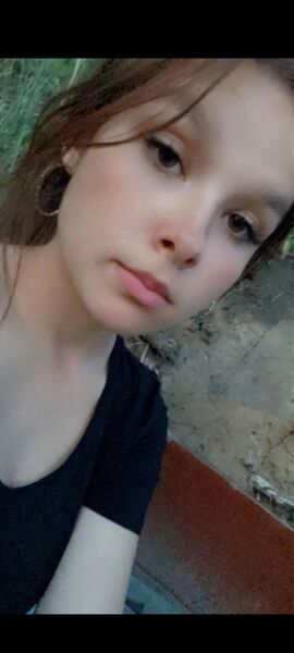  ,   Darya, 20 ,  