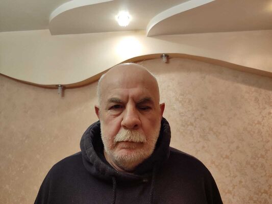  ,   Entony, 53 ,   ,   