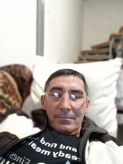  ,   Zet, 43 ,   