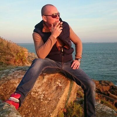  9770472  Igor, 41 ,    