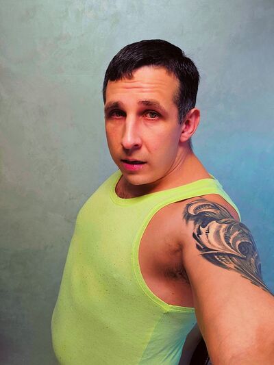  ,   Jurijs, 40 ,   ,   
