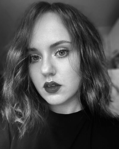  ,   Lina, 27 ,   