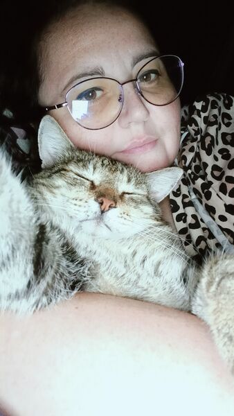  ,   Elena, 40 ,     , c 