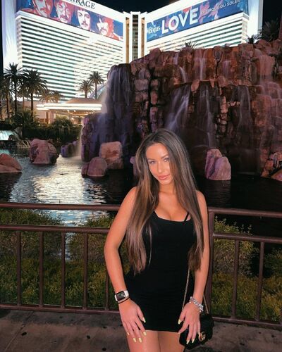  Secaucus,   Annamerzru, 33 ,   ,   