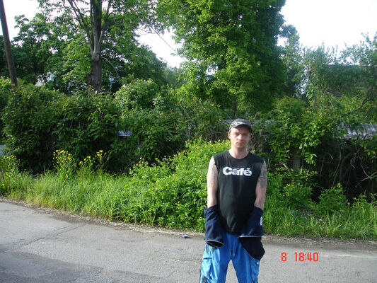  ,   Vadim, 50 ,   