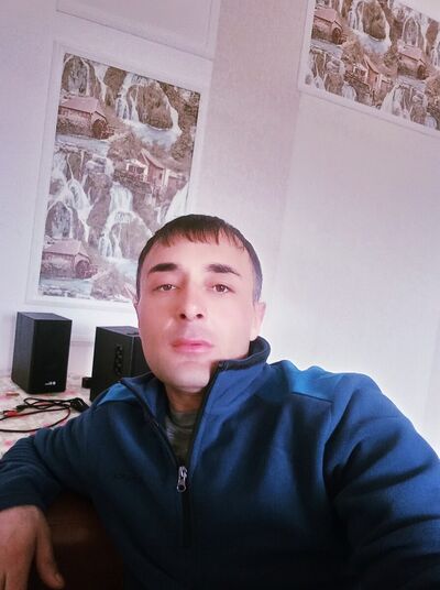  ,   Izat, 37 ,   ,   , c 