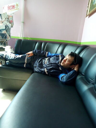  ,   Garik, 35 ,   