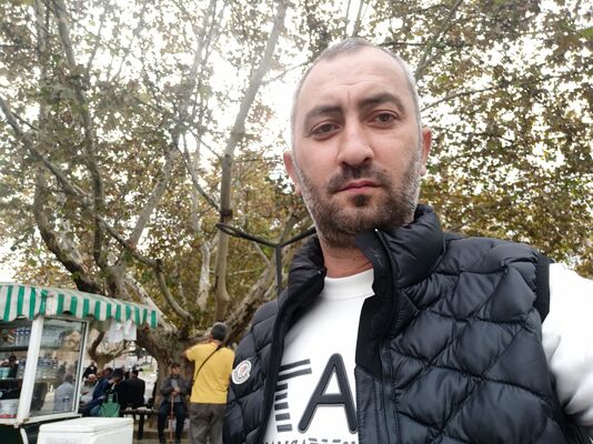  ,   Ali, 40 ,   ,   