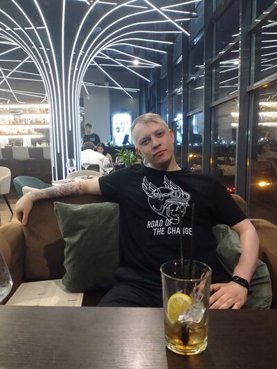  ,   Tony, 29 ,   ,   