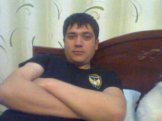  ,   Alisher, 40 ,   