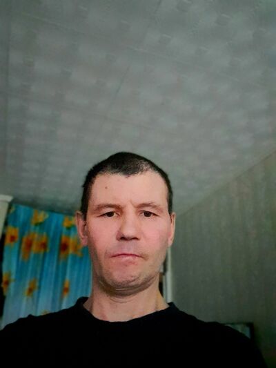  ,   Leonid, 48 ,   c , 