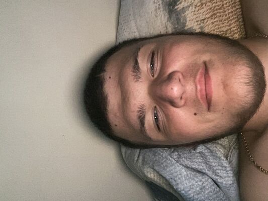  ,   Maksym, 18 ,   ,   