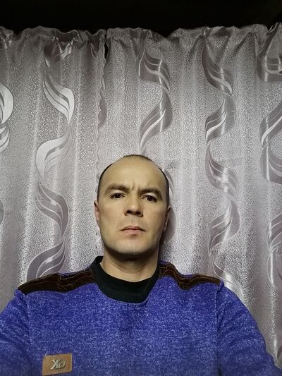  ,   Rafael, 45 ,   ,   