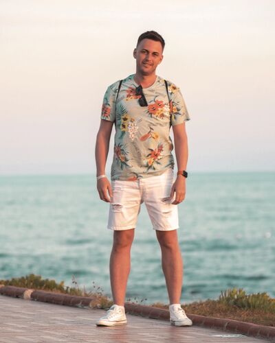  ,   Vlad, 30 ,   ,   , c , 