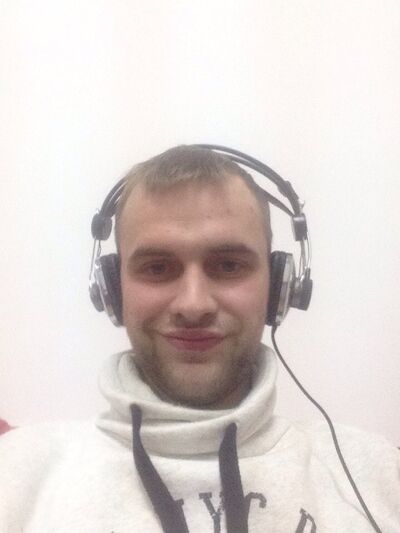  ,   Erik, 34 ,   ,   , c 