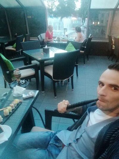  ,   Sasha, 33 ,   ,   